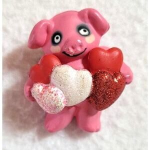S Lehman 1984 Pink Pig Holding Hearts Glitter Brooch Pin Kawaii Twee Eclectic